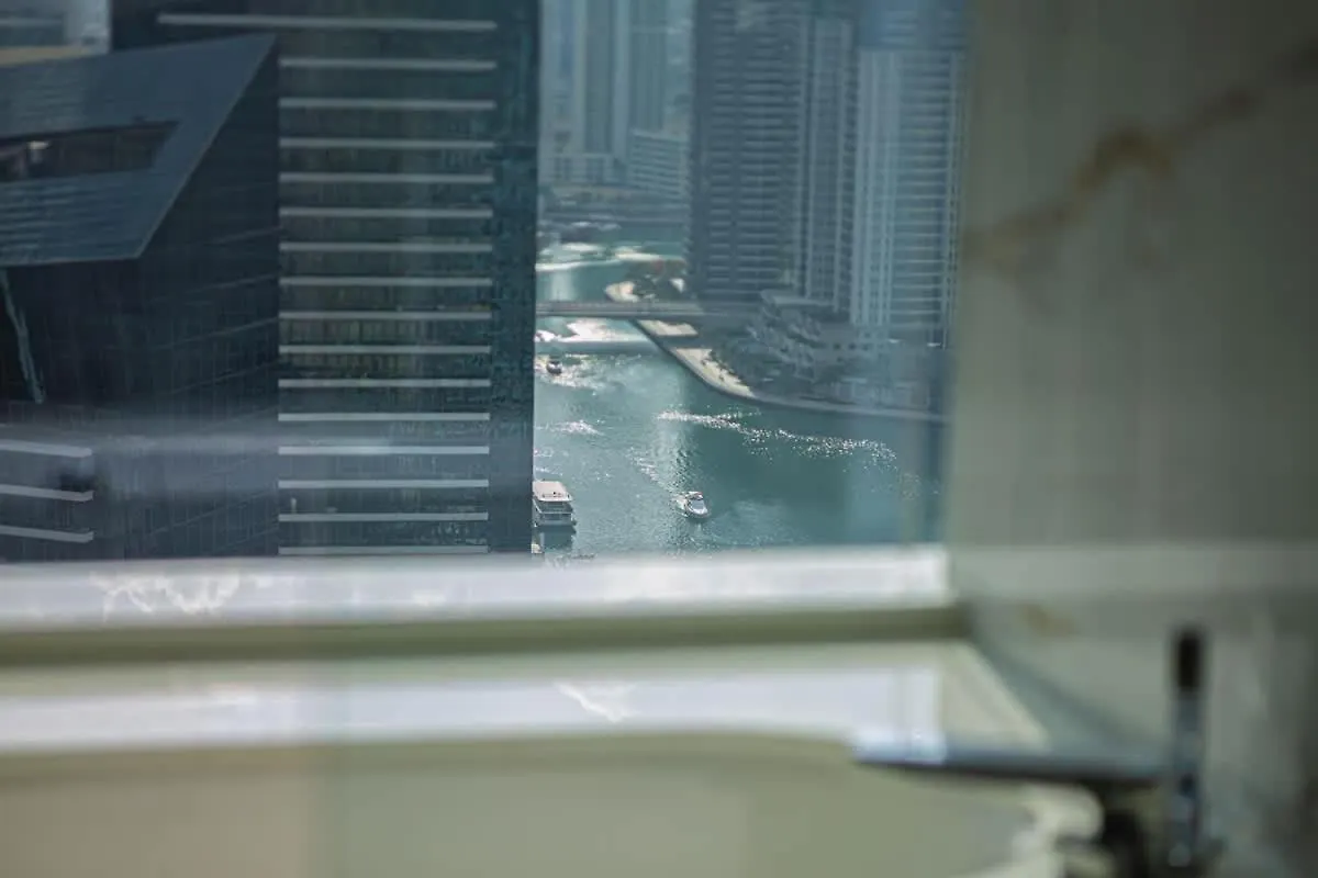 Luxurious Apartment And Amazing Dubai Marina View United Arab Emirates