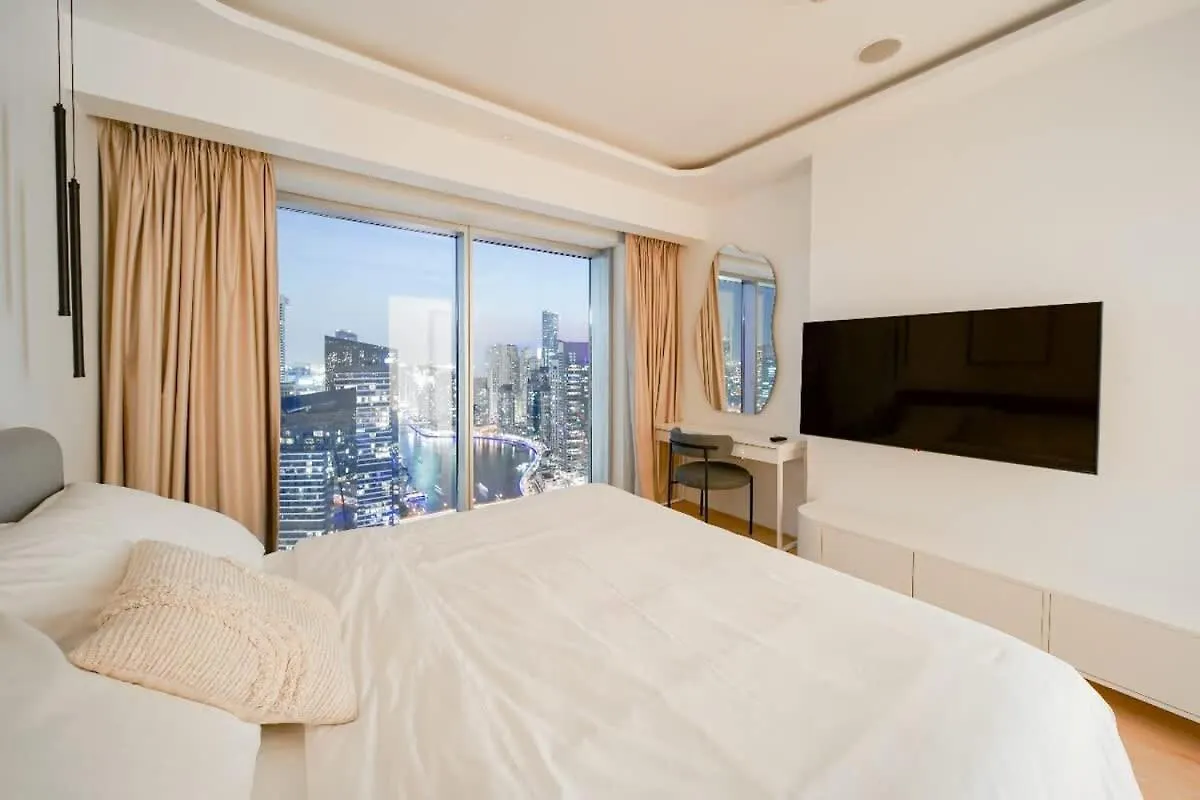 Luxurious Apartment And Amazing Dubai Marina View